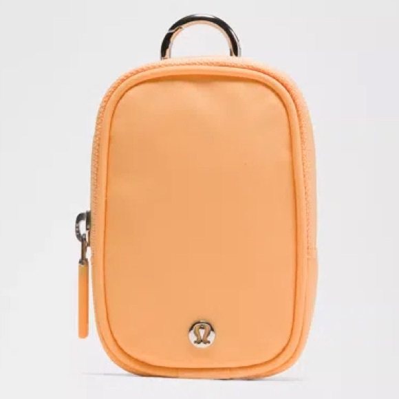 NWT CLIPPABLE NANO POUCH Rock Melon RKML Lululemon OOS SOLD OUT ONLINE! orange - Picture 1 of 10